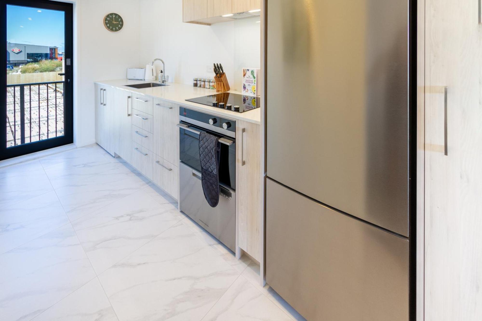City Living: Upper Studio Haven On Wilmer Christchurch Exterior photo